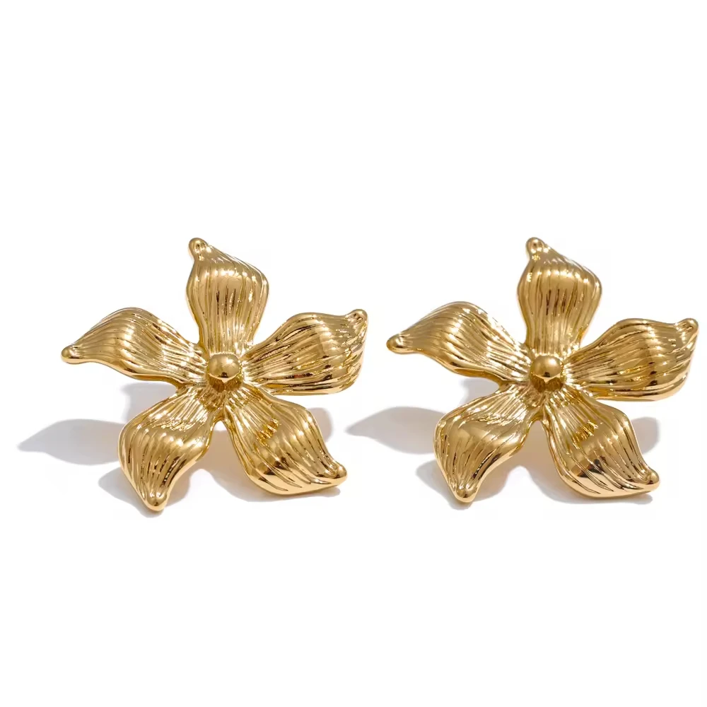 New Vintage Gold Big Flower Stainless Steel Stud Earrings Plated with 18-karat Gold Waterproof Geometric Petal Earring for Women