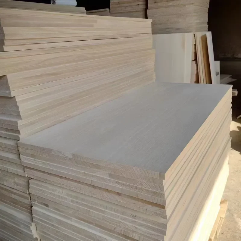 Eco-friendly Material Soft Natural Grain No Foot Fatigue Solid Wood Paulownia Flooring in Home Decoration