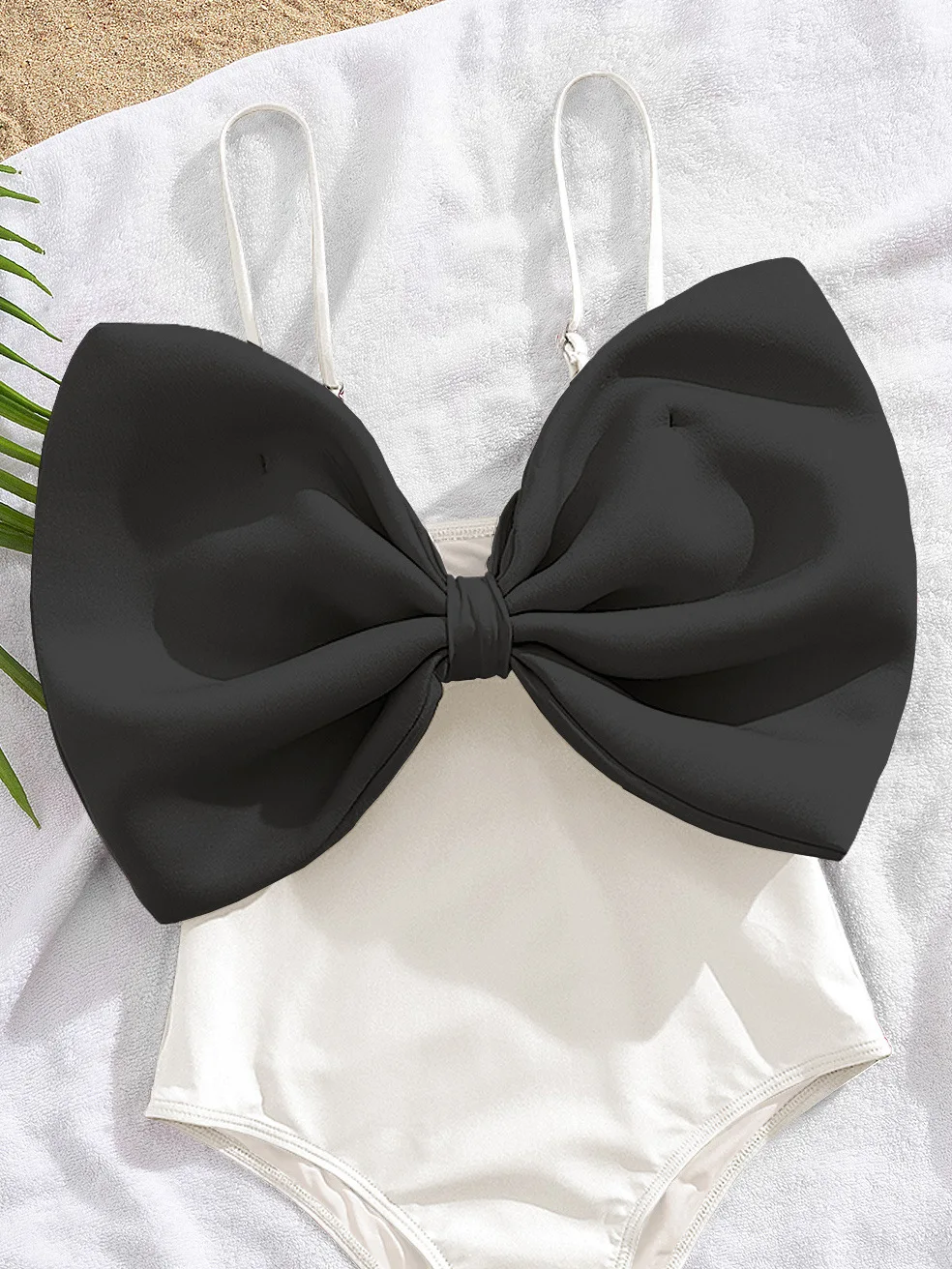 ヴィンテージ風フロントビッグボウ水着 レディース 2025 ホワイトブラック コントラスト お腹シェイプ ワンピース水着 ホリデー水着 モノキニ