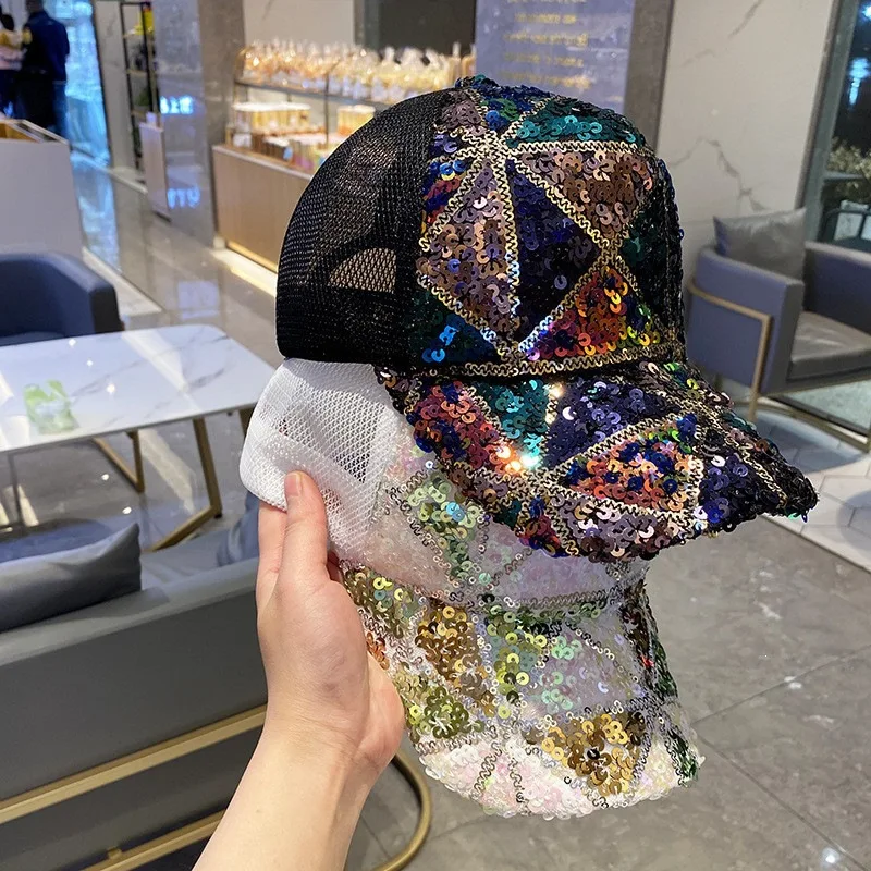 

South Korean Colorful Sequin Baseball Cap Breathable And Uv-protective Adjustable-size Hat Hip-hop Girl Decorated Hat