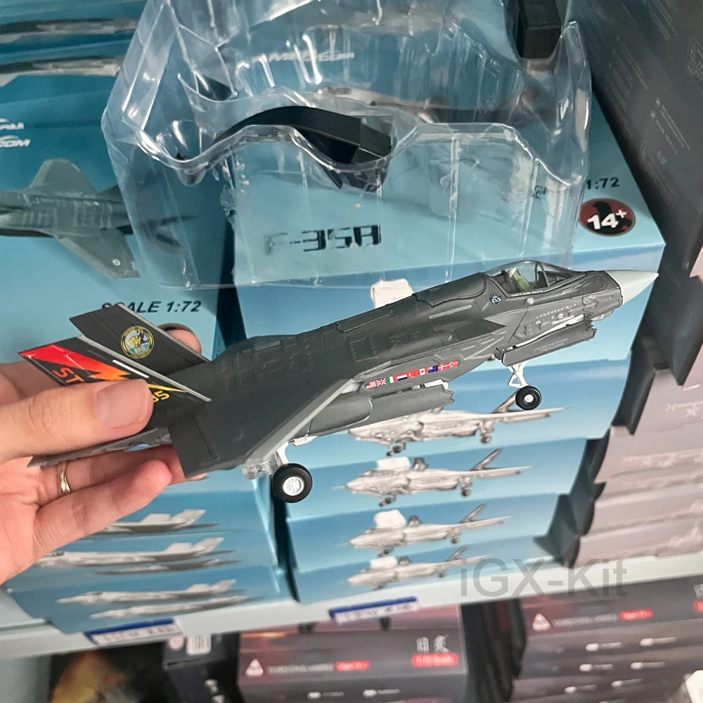 

1:72 US F35B F35 Lightning II Joint Strike Jet Fighter Metal Model Toy