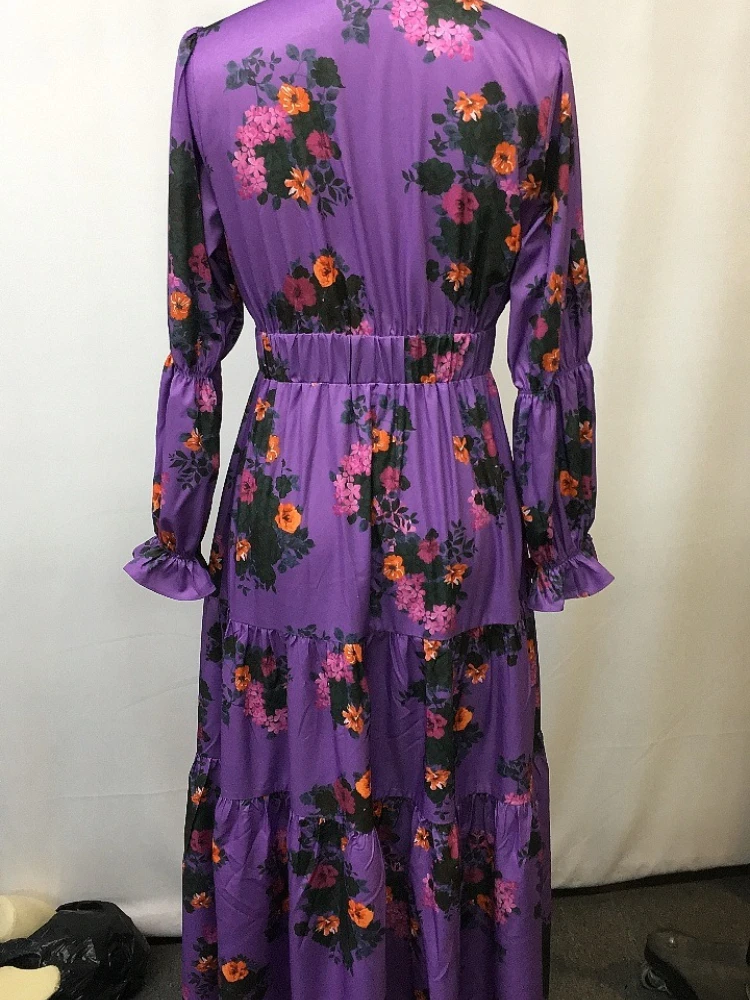 2025 Vestido de manga larga con cuello en V y estampado bohemio floral más vendido con detalles de volantes y cintura ahumada | Vestido maxi bohemio sexy