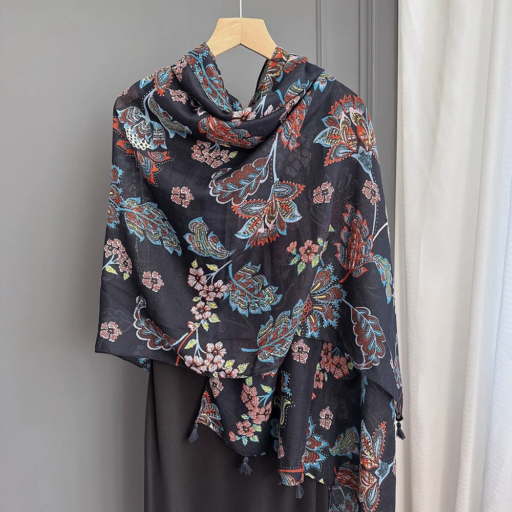 

[Большой уютный шарф с принтом пейсли] Роскошный большой шарф с цветочным рисунком пейсли и кисточкой Уютная мягкая вискозная шаль для женщин Стильный 2025 г.
