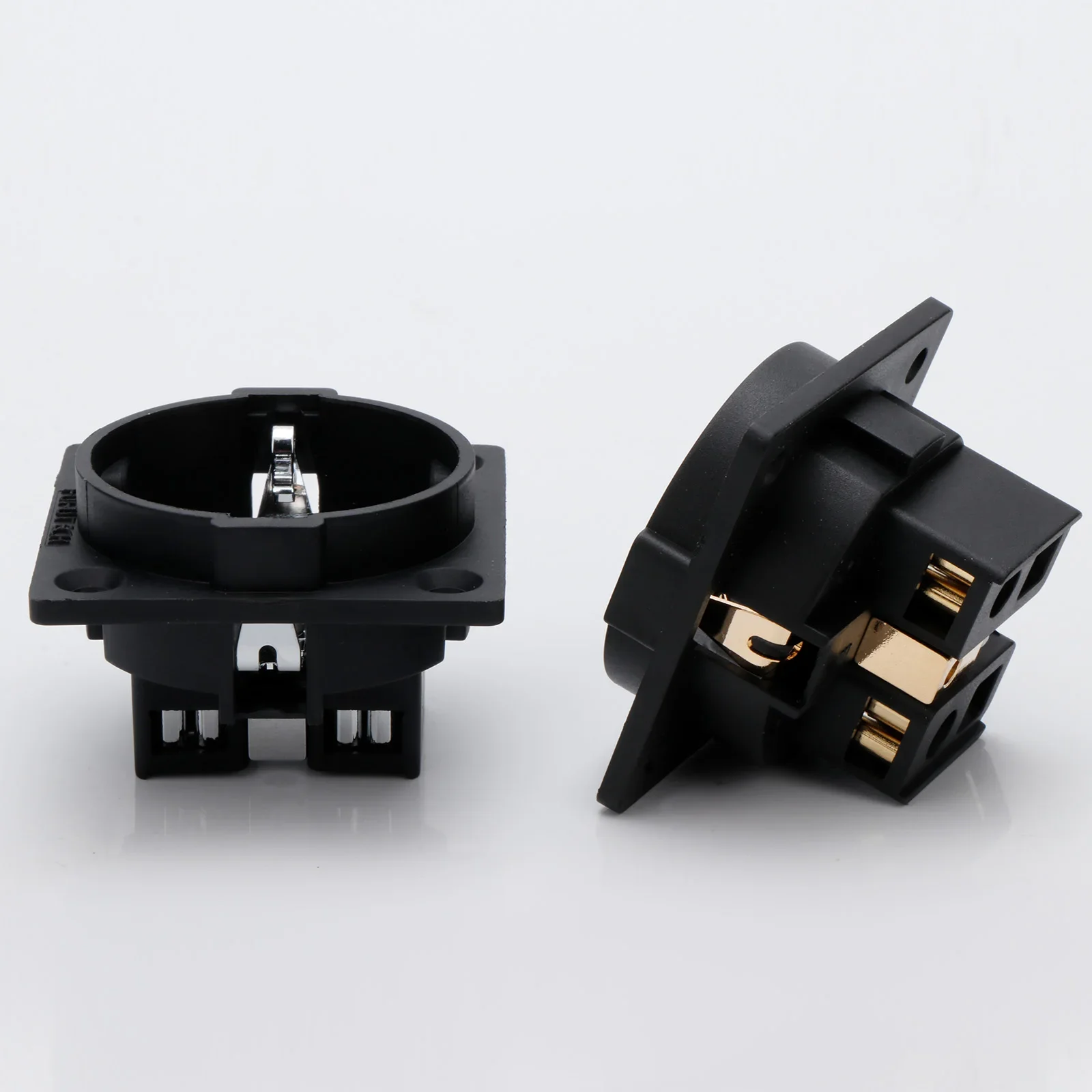 Preffair Schuko Soc…