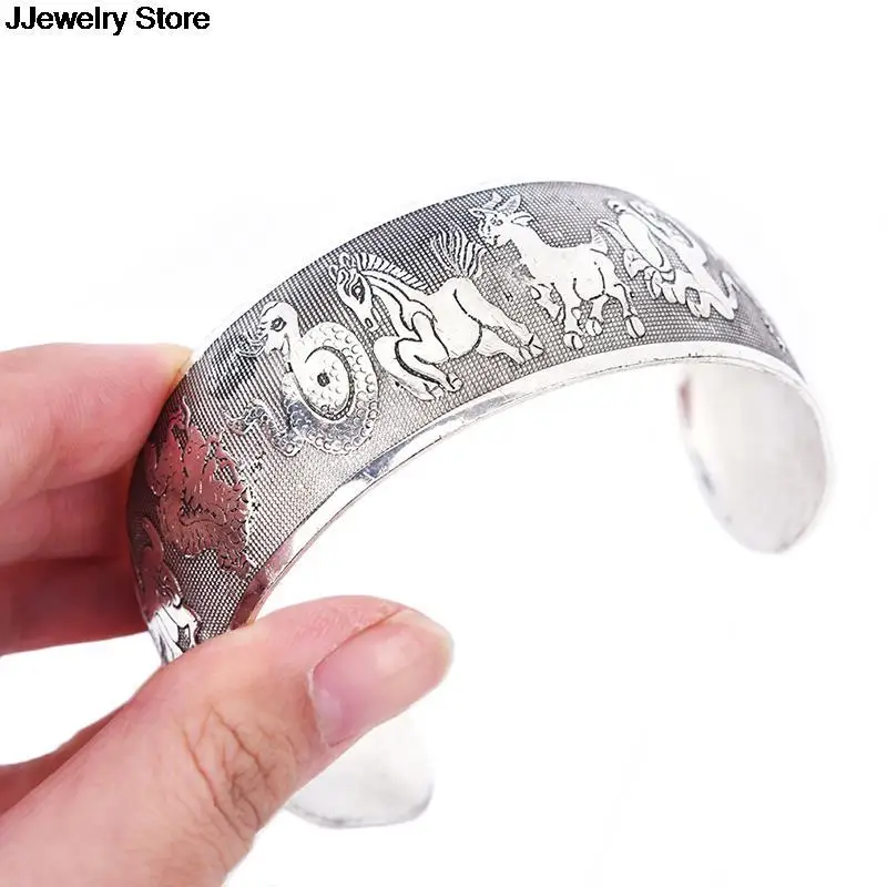 1PC Women Vintage Bracelets Wide Lucky Flower Printing Tibet Silver Plated Totem Cuff Bracelets Bangles