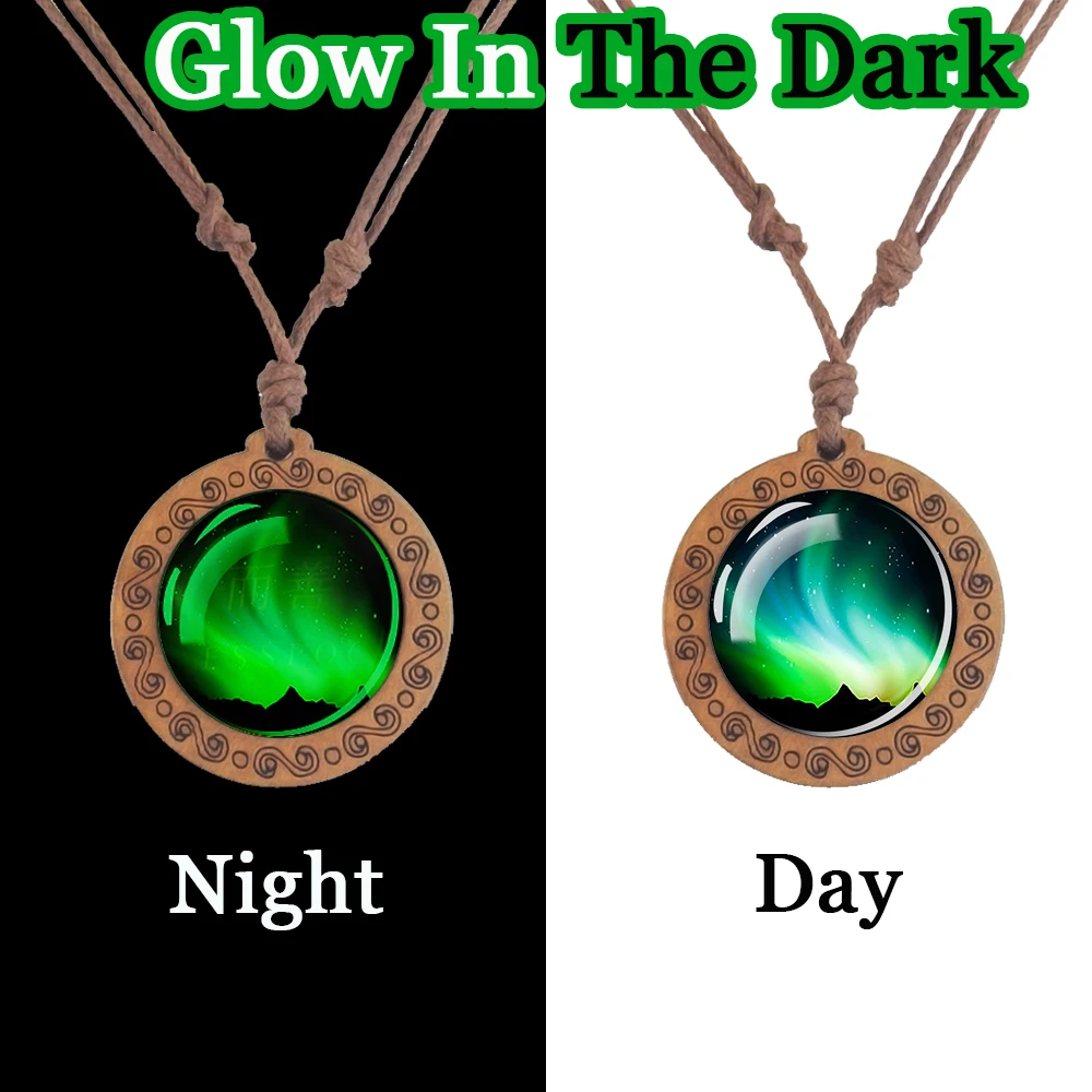 Luminous Northern Lights Necklaces Aurora Polar Lights Glass Dome Glowing Dark Vintage Wooden Pendant Necklace Astronomy Jewelry