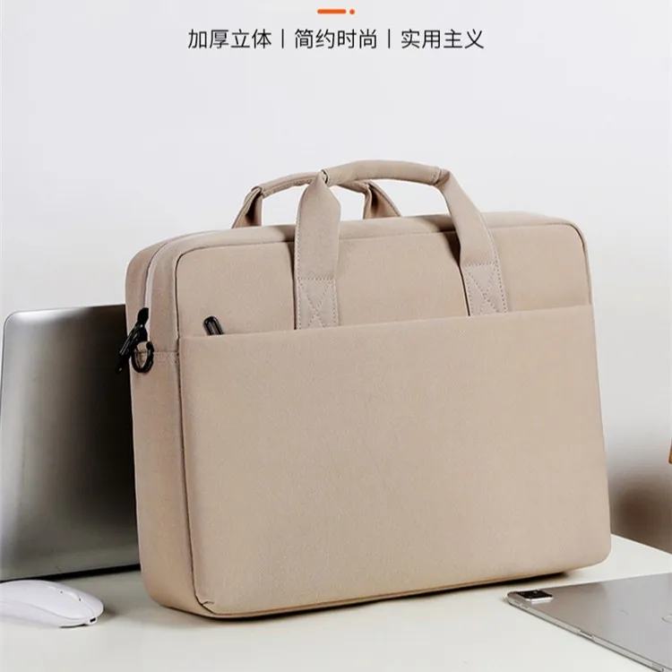 

Built-in granular airbag, anti-drop laptop bag, thick laptop bag 17-inch game bag.