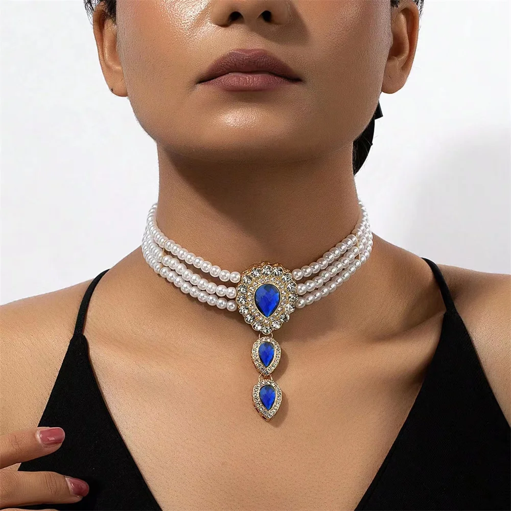 Women Elegant Pearl Clavicle Chain Collares Ladies Green Crystal Short Pendant Necklaces Fashion Design Jewelry image 2