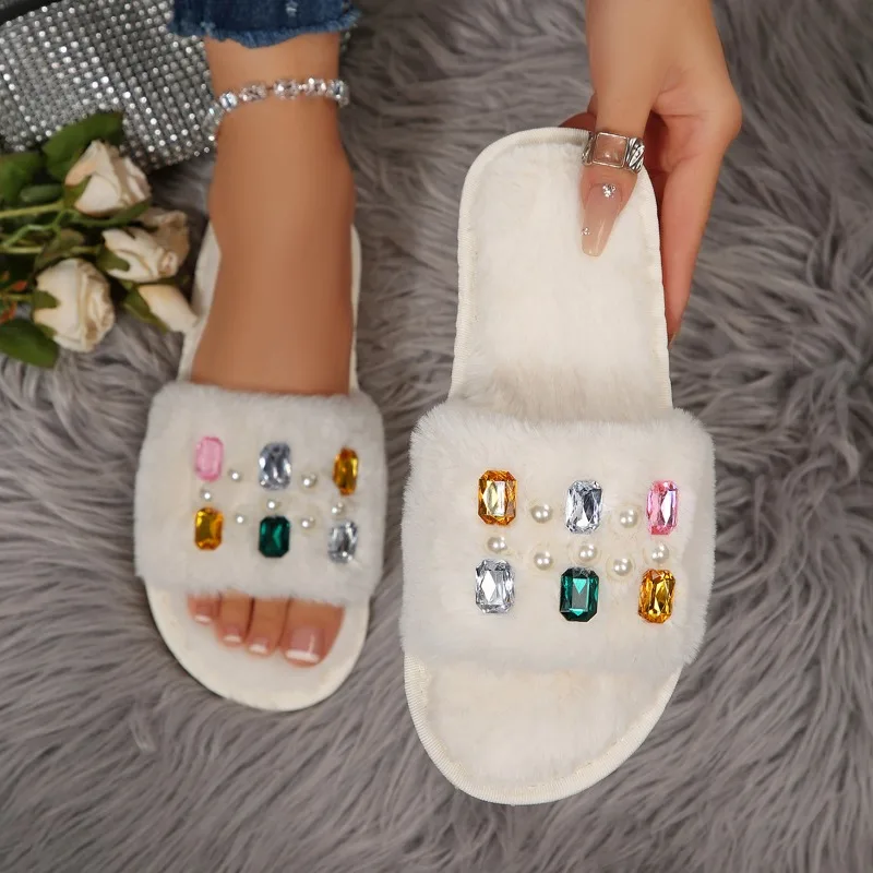 2026 New Fashion Crystal Pears Casual Women's Cotton Slippers Winter Simple Style Round Toe Lightweight Warm Comfort Women Shoes