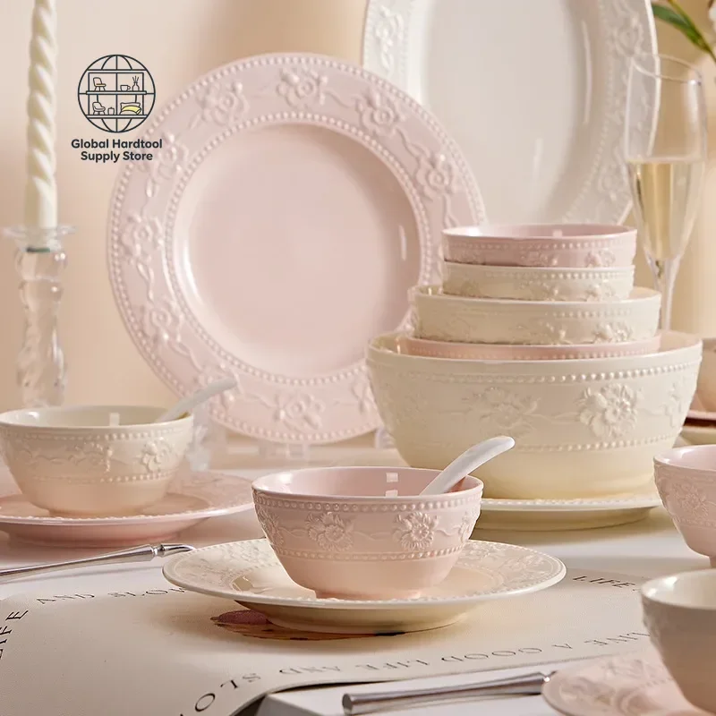 Color Embossed Strawberry Cream Style High Value Dishes and Dishes Set, Ceramic Tableware Household