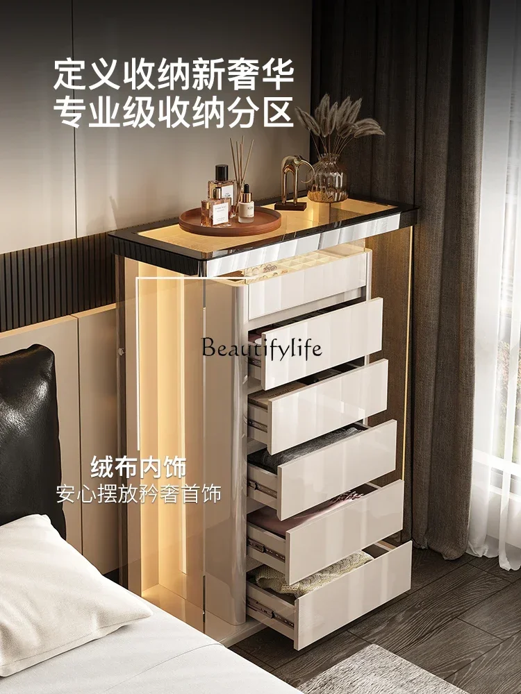 

jj LItalian light luxury six-bucket cabinet against the wall locker