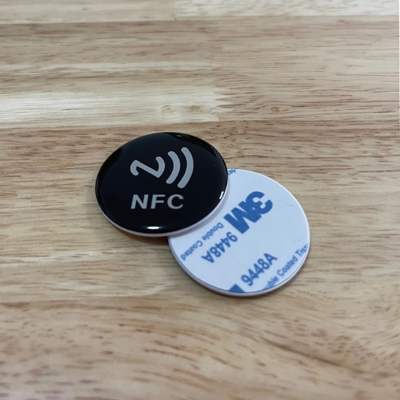 100 Stuks Ic Coin Cards, 13.56Mhz Anti-Metalen Nfc213 Nfc Card Nfc Tags, epoxy Nfc Sticker Ontmoette Lijm For A Alle Nfc Telefoon