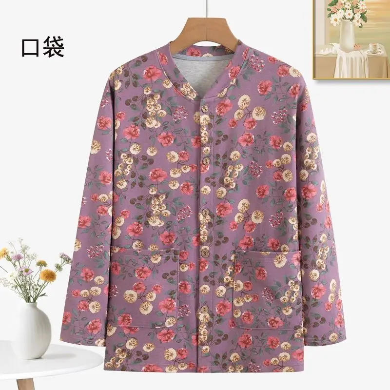 

New Printed German Velvet Silk Warm Cardigan Mother Warm Top