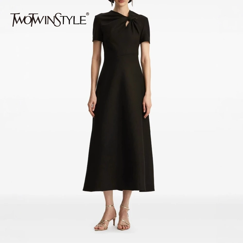 

TWOTWINSTYLE Elegant Slimming Spliced Folds Dresses for Women V Neck Short Sleeves Minimalist Dress Female Fashion Clothing New