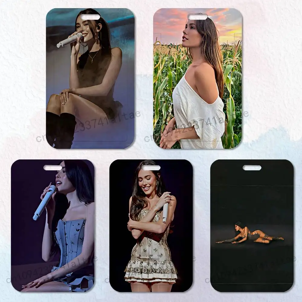 

M-Madison Beer Life Support Card Holder Durable With Carabiner Name Tag Vertical ID Badge Holders Credentials Protection