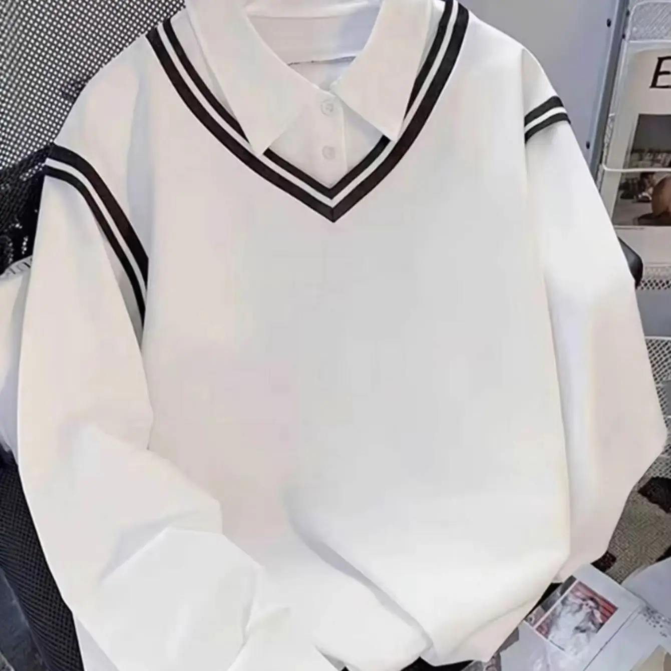 Men Women Fake Two Piece Sweatshirt Preppy Style Striped V Collar Polo Shirt Long Sleeve Loose Casual Pullover Tops Plus Size