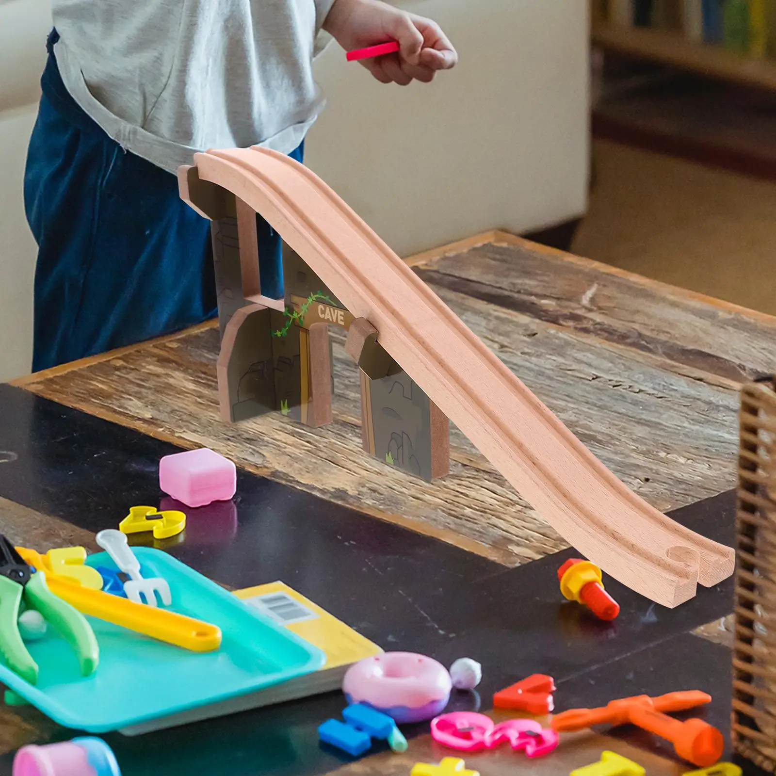 لعبة أطفال على شكل قوس جسر مسار القطار الخشبي، مجموعة لعب إبداعية من الخشب الطبيعي، ملحقات قطار التحكم عن بعد