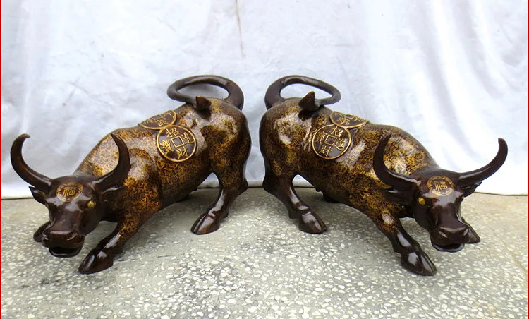 A pair-TOP GOOD office SHOP company Money Drawing GOOD LUCK FU Mascot # Asia Equity Stock market cattle FENG SHUI Brass statue