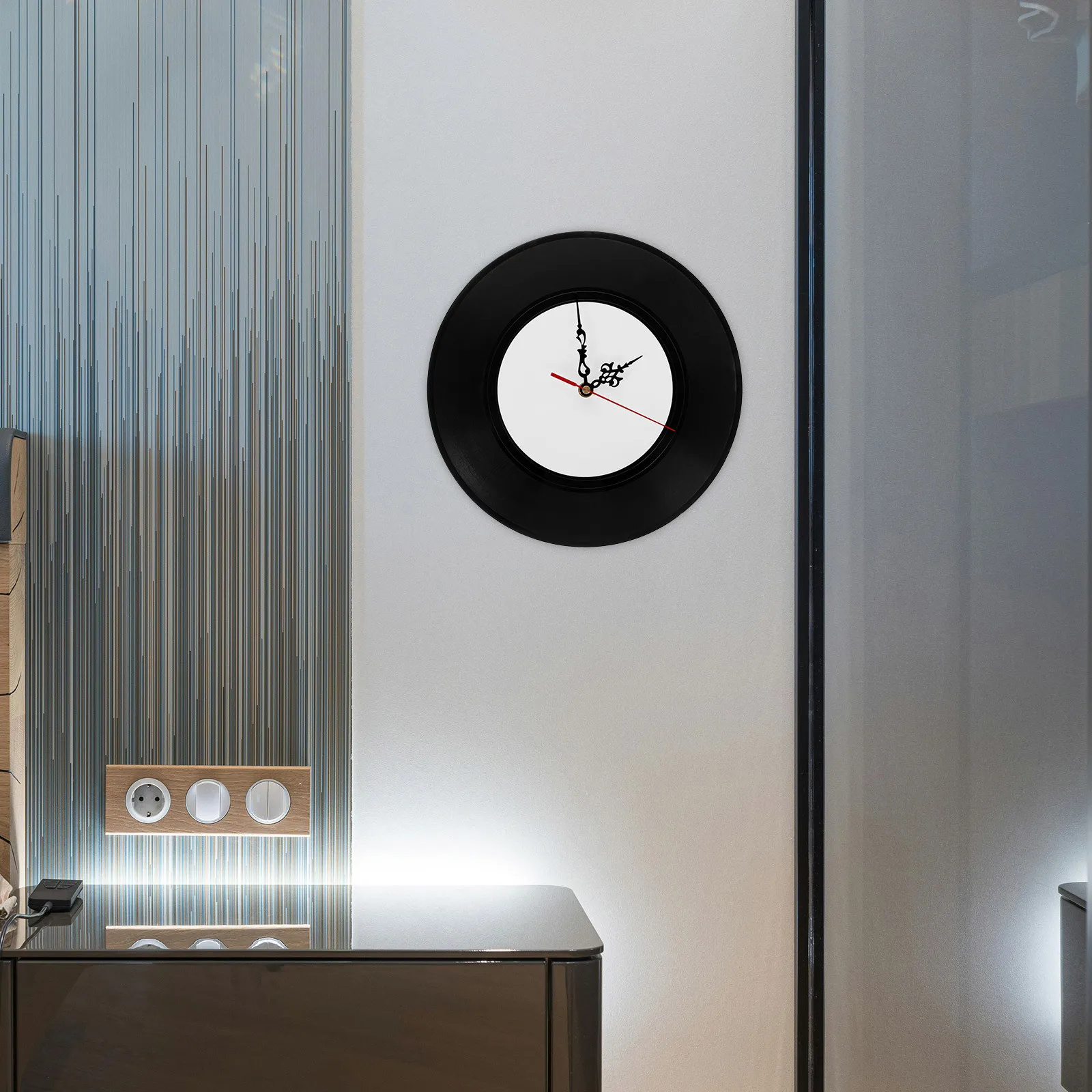

1pcs Vinyl Record Wall Clock Heat Transfer Clock For Home Decor Music Room Vintage Style Sublimation Blank Diy Project Fine Mdf