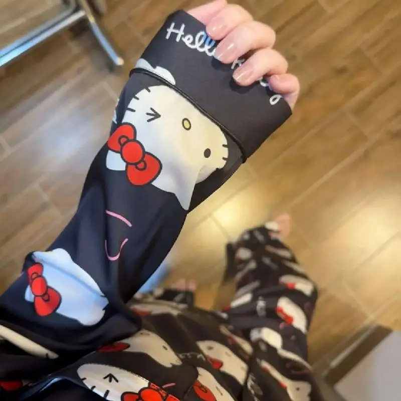 Kawaii سانريو مرحبا كيتي أنيمي جديد 2 قطعة/المجموعة بيجامة الكرتون طويلة الأكمام السراويل السوداء المنزل/في الهواء الطلق المتسكعون ملابس المنزل 2025