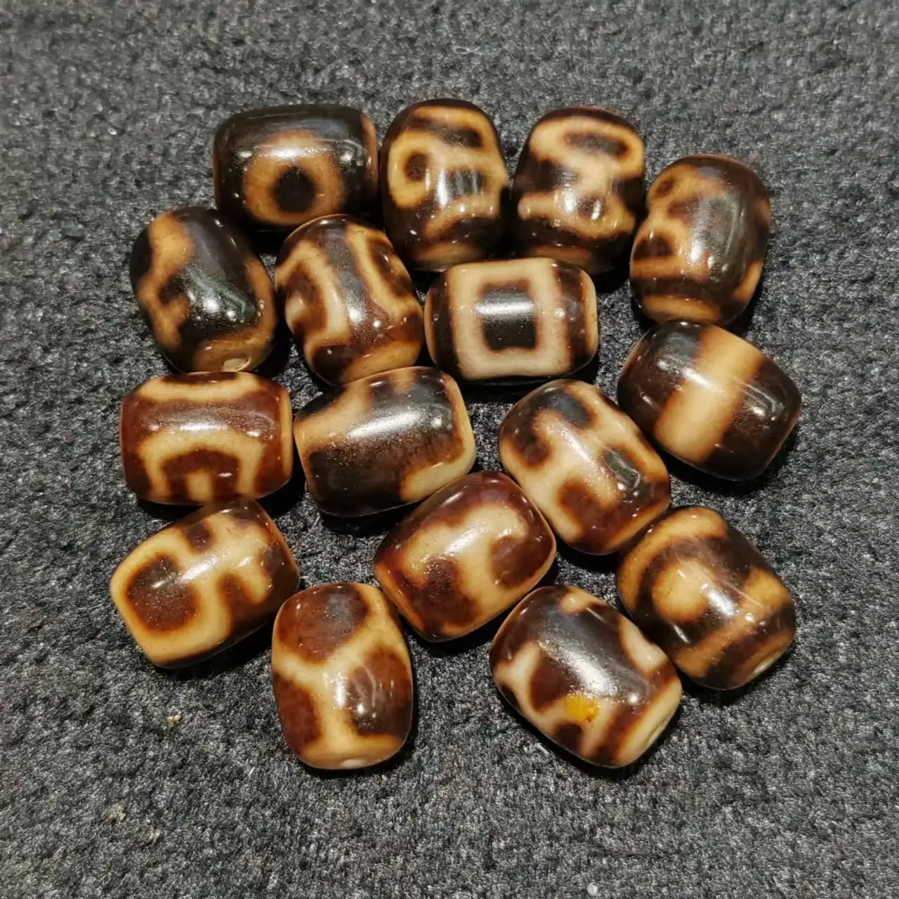 50 pcs Taiwan Penetrating Teeth Butter Moisturizing Black Gold Agate Bead Necklace Pendant Bracelet DIY Accessories Dzi