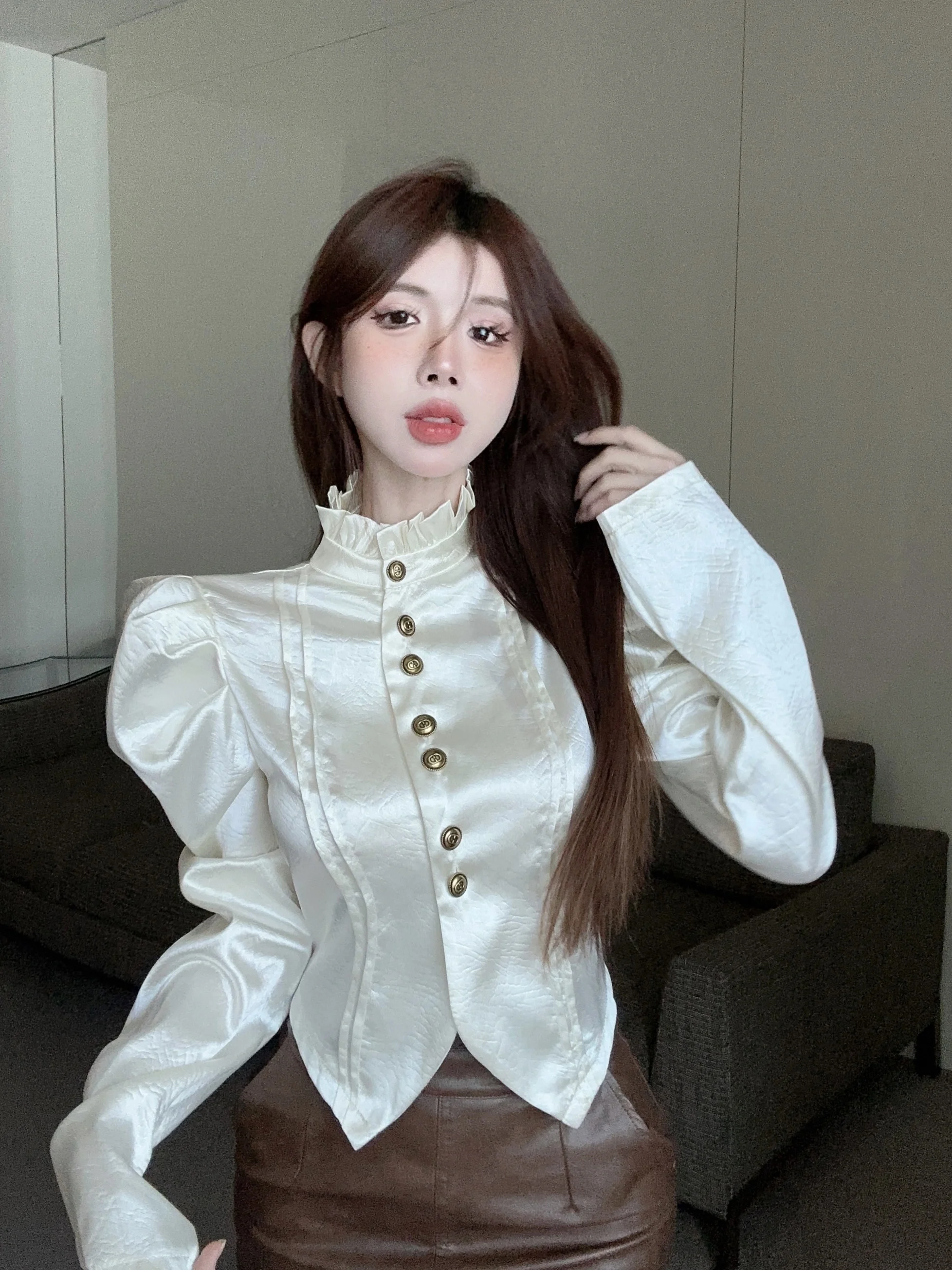 

Elegant Stand Collar Bubble Sleeve Slim Fit Top Waist Cinched Long Sleeve Fashionable Small Shirt for Spring Autumn