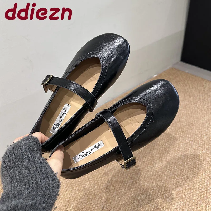 

Мягкая модная женская обувь на плоской подошве с круглым носком, повседневная женская обувь на плоской подошве с пряжкой и ремешком, женская обувь Мэри Джейн на плоской подошве