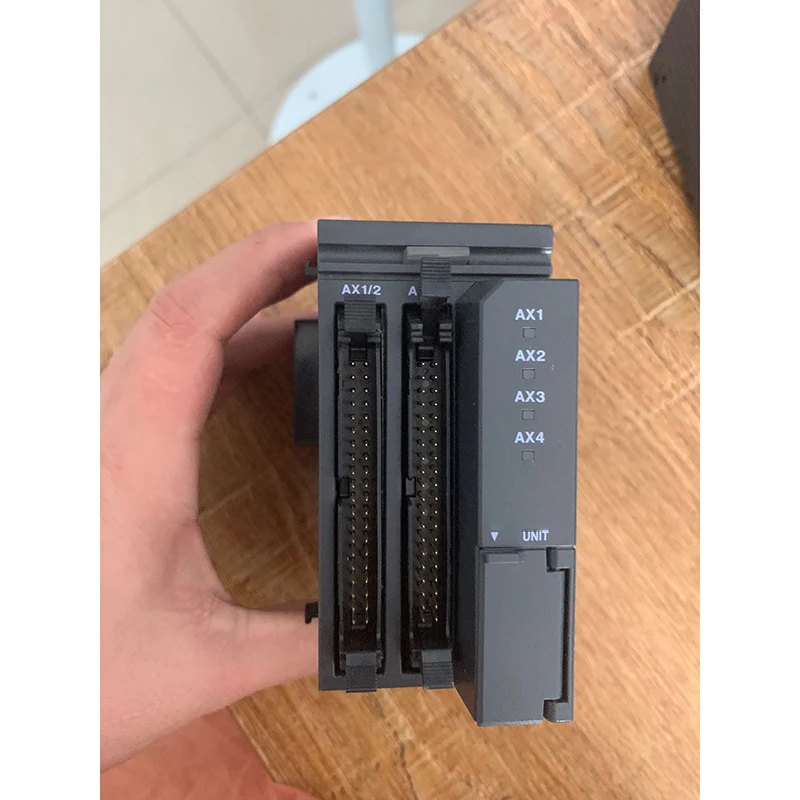Brand new original 1PC kv-mc40V spot
