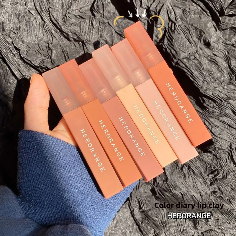 

Six-Color Lip Cream Velvet Matte Lip Gloss Milk Tea & Bean Paste Shades Student-Friendly Affordable Matte Lipstick for Fair Skin