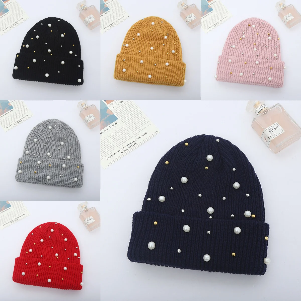 

Women's Crimping Knitted Hat With Pearls Beads Beanie Autumn Winter Outdoor Warm Skullies Caps Female Ladies Elastic Hat