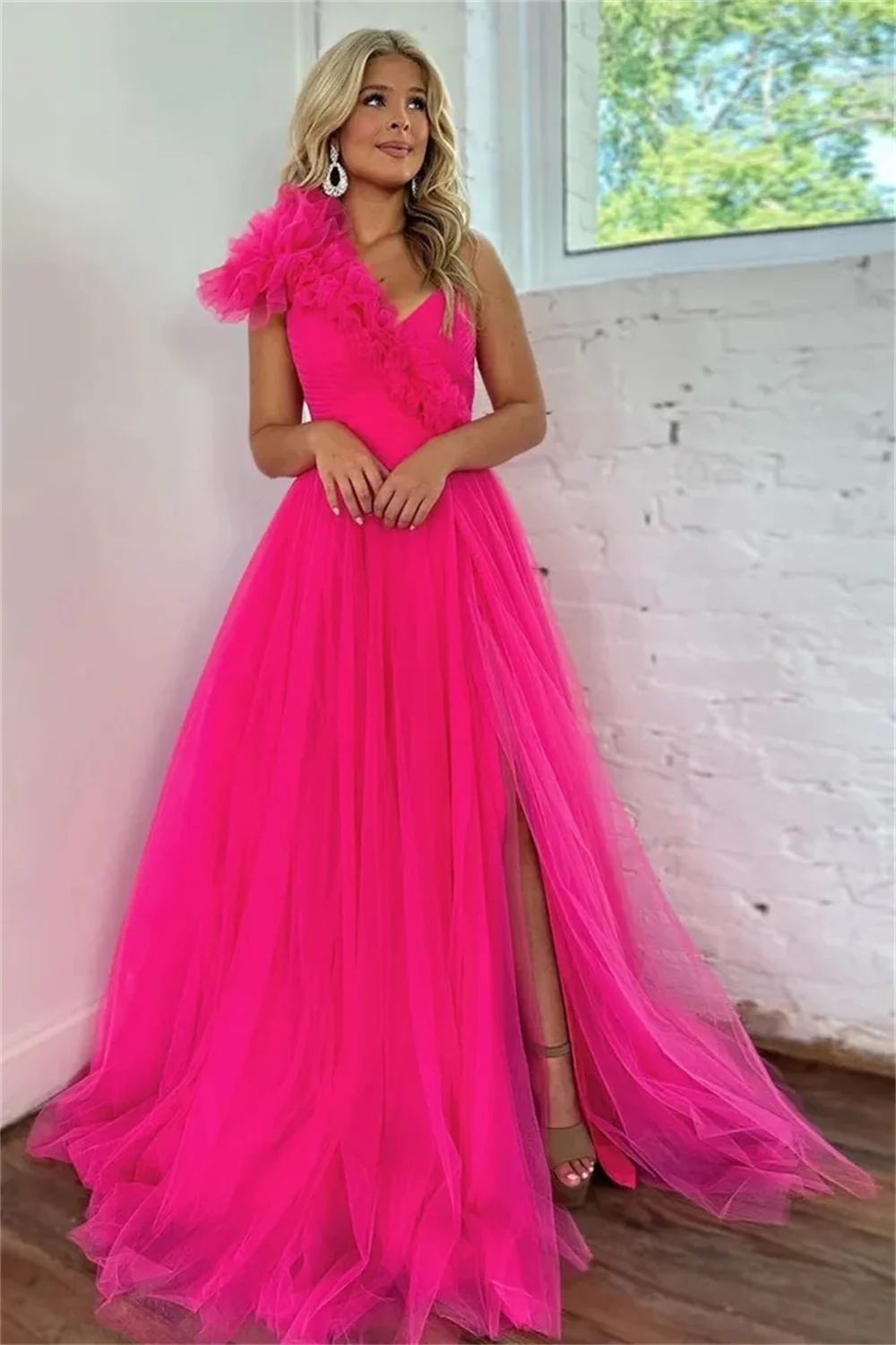 Simple Prom Dress F…