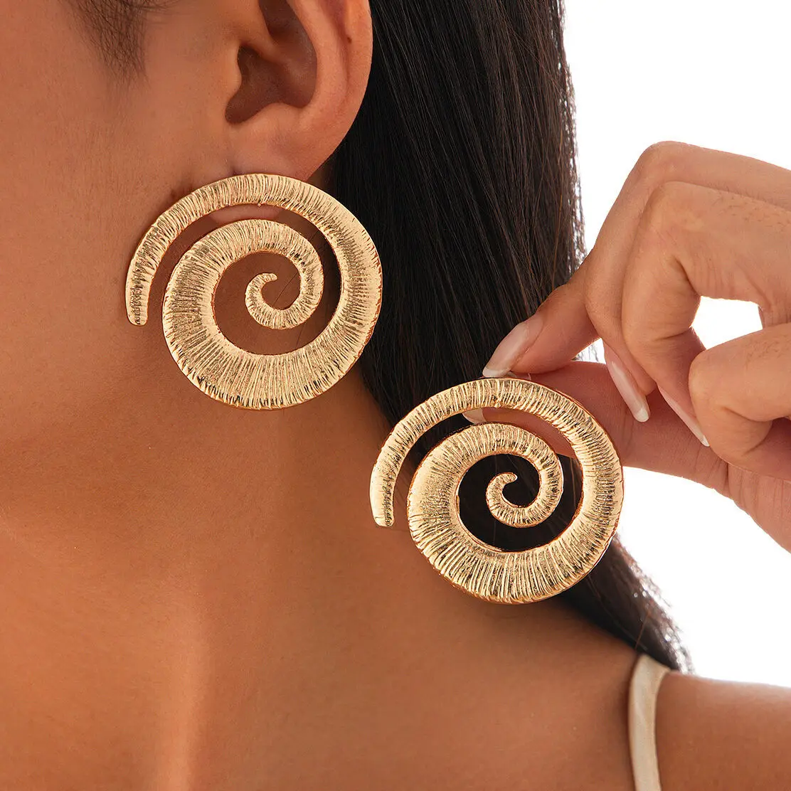 Lacteo Exaggerated Hollow Spiral Stud Earrings For Women Trendy Gold Color Piercing Earrings Daily Banquet Party Jewelry Gift