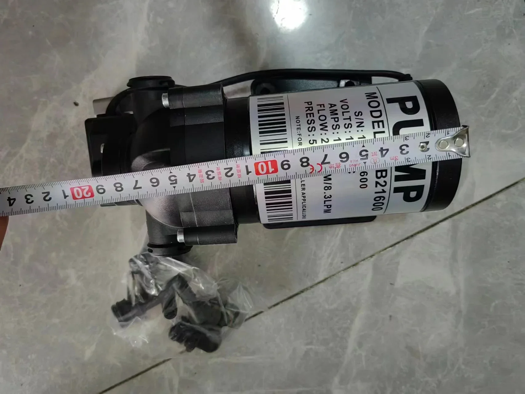 05794312 05794037 Pompa acqua a rulli stradali Bomag