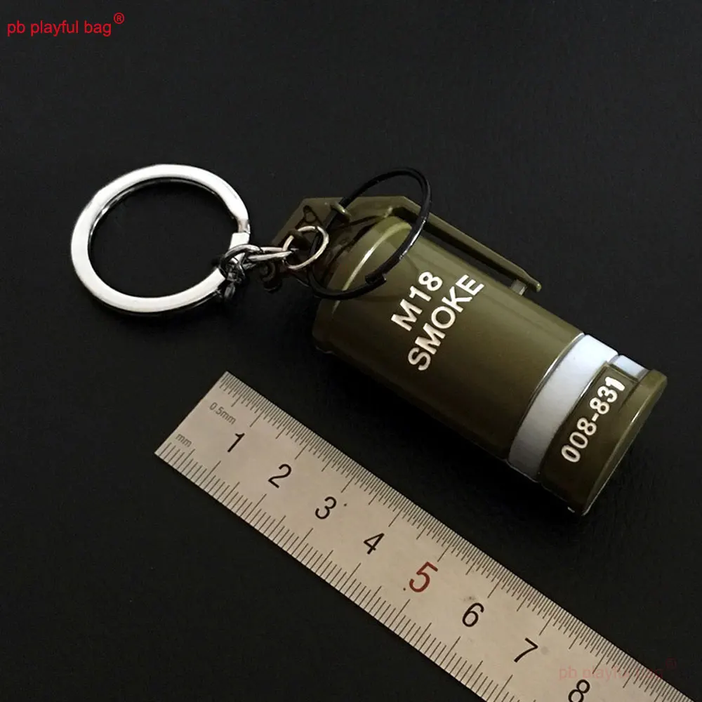 Mini Metal Equipment M18 Smoke Bomb Tear Gas Weapon Model Figures Game Peripheral Pendant Keychain Children\'s Toys Gift ZG232