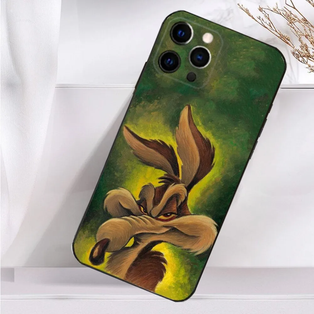 Road Runner W-Willy C-Coyote Phone Case For iPhone 16,15,14,13,12,11 Plus,Pro Max,XS,X,XR,SE,Mini,8,7 Soft Silicone Black Cover
