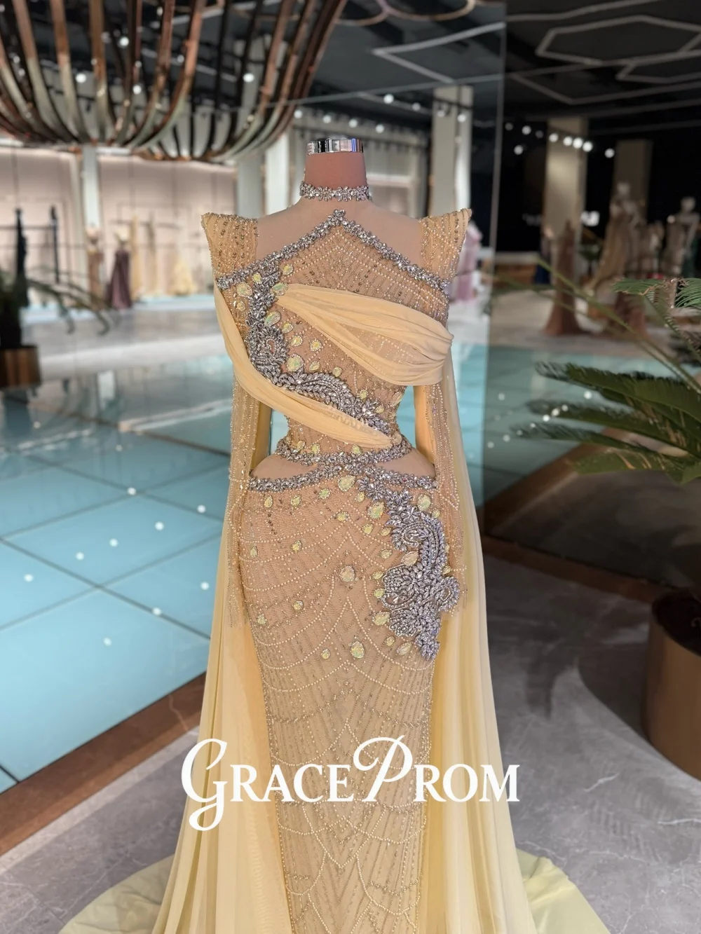 

GraceProm Elegant Pale-Yellow Evening Dress 2026 Diamond Carpet Gown Romantic A-Line Floor-Length Party Gown فساتين سهر