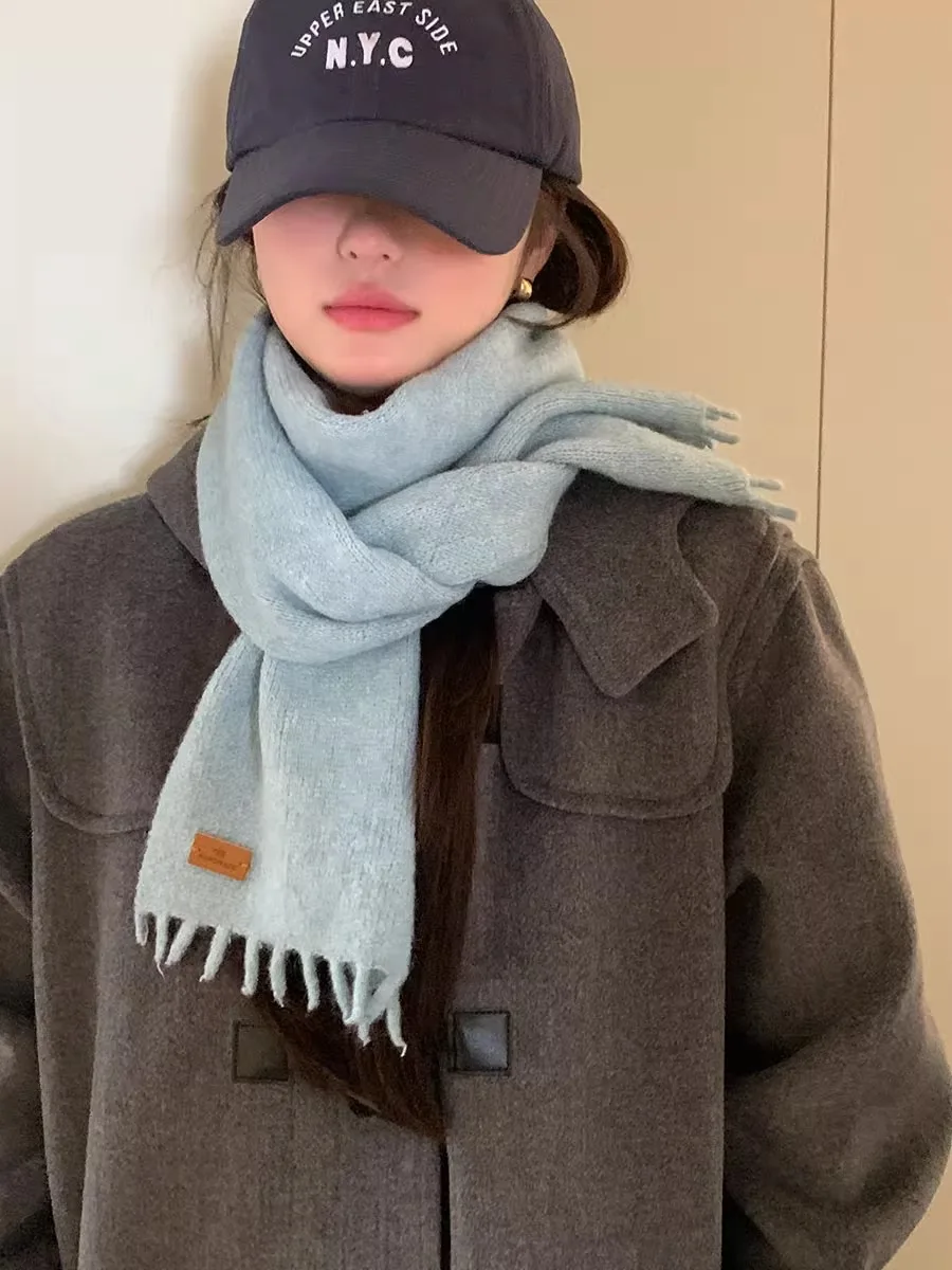 

Pure Color Scarf For Women New Winter 2025 Korean Version Of The Warm Neck Scarf High-End Anti-Cold Versatile Shawl