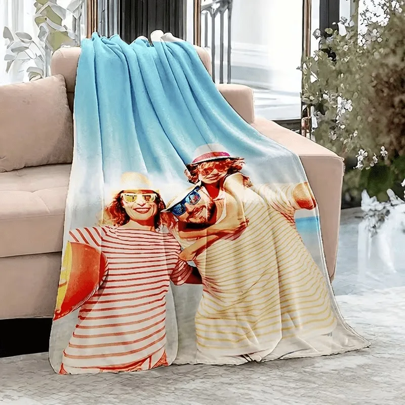 1 personalized customized photo blanket, customized photo sofa blanket, soft insulation. Holiday gifts