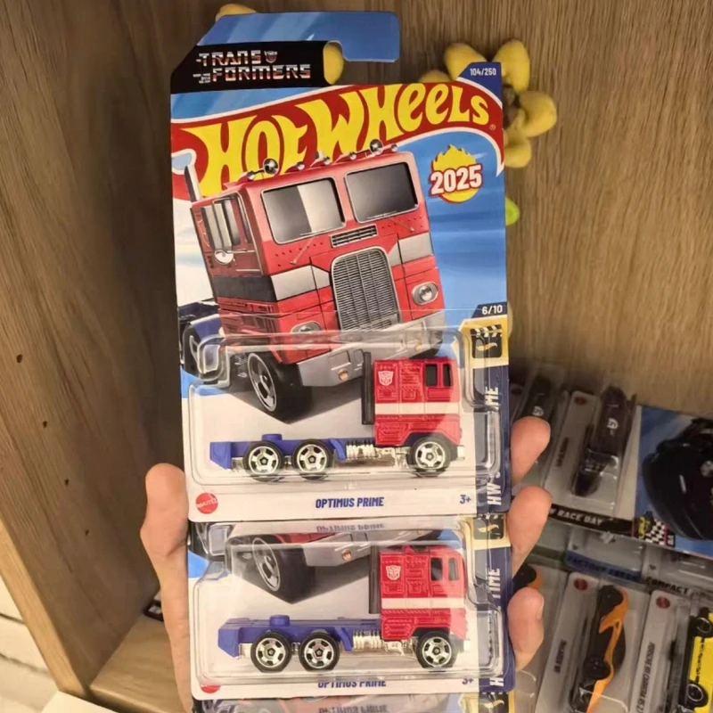 

Новинка в наличии Hotwheels New 2026b Batch Alloy Car F1 Mclaren Ferrari Optimus Prime Bugatti Модель автомобиля Игрушечная модель Подарки на день рождения Игрушка
