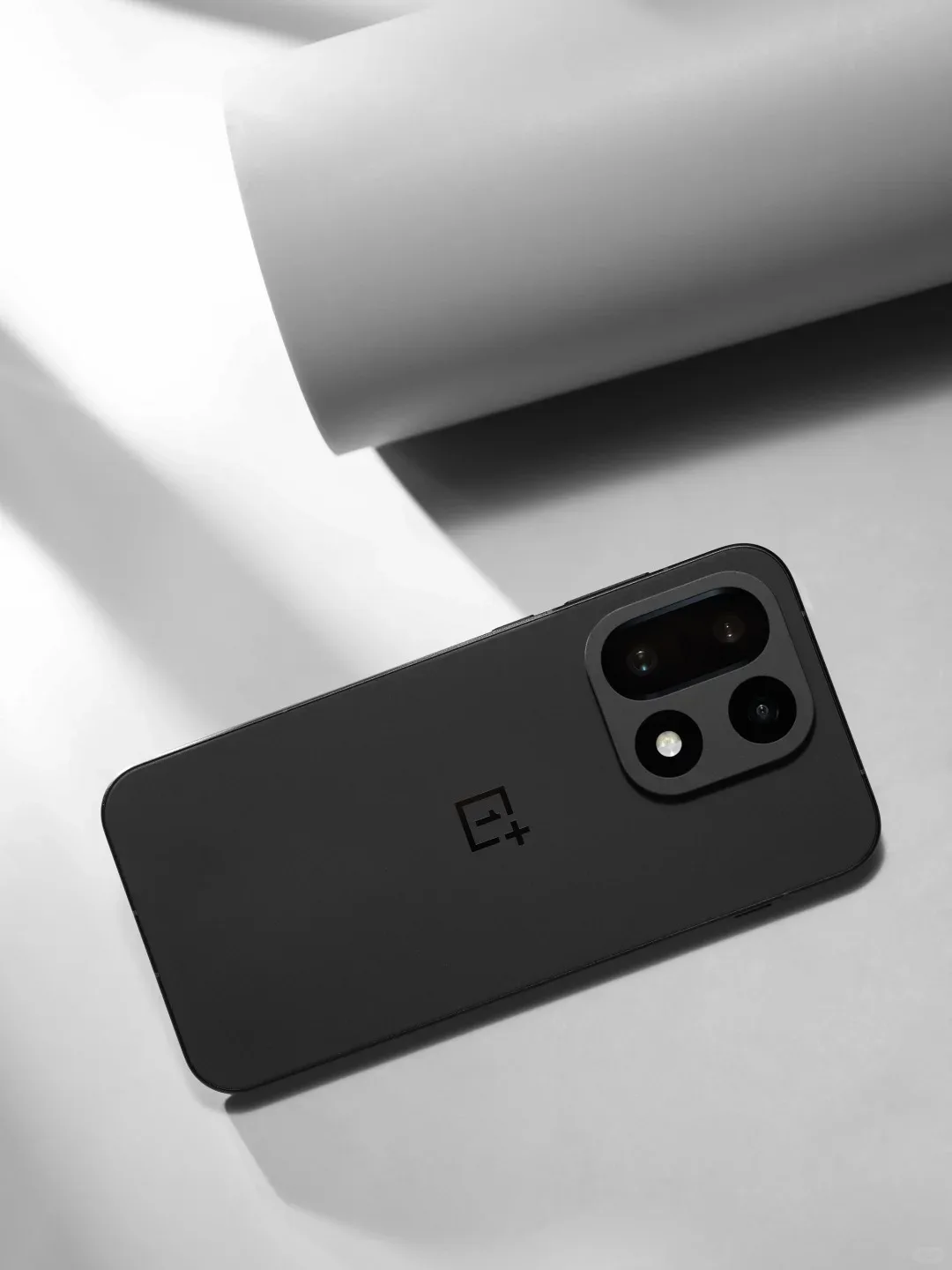 smartphone oneplus 5g – caractéristiques techniques