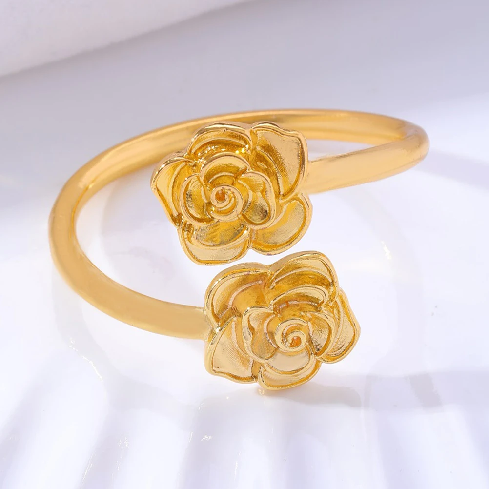 

4pcs Premium Metal Napkin Rings Rose Flower Serviette Holders For Wedding Party Table Decor Elegant Floral Dining Accessories