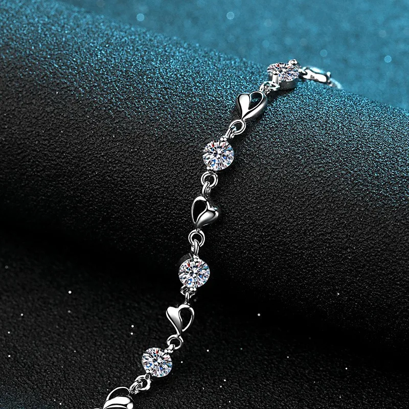 AZ111-S Lefei Mode Fijne Luxe Klassieke 0.5ct Moissanite Hartjes Armbanden Voor Vrouwen S925 Sterling Zilver Feest Bruiloft Sieraden