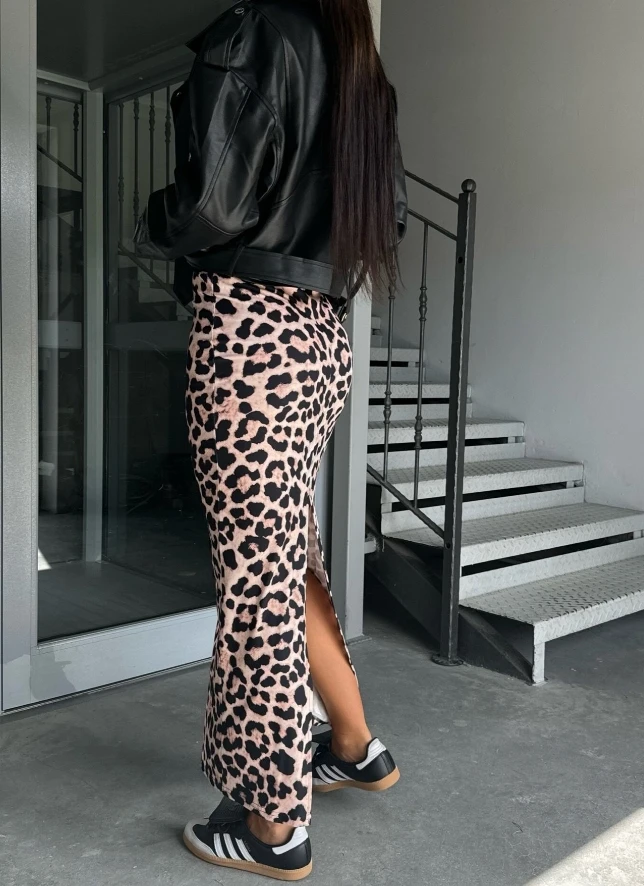 Women's fashionable and sexy half skirt 2024 autumn new high waist slimming leopard print split half skirt, in stock