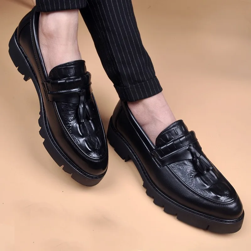 Korean style men casual business wedding formal dress genuine leather tassels shoes slip-on driving shoe black platform loafers