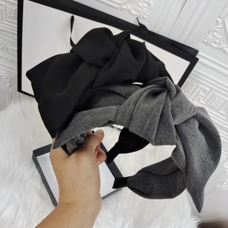 Thumbnail 4 - #38 Latest Hair Pins Offers