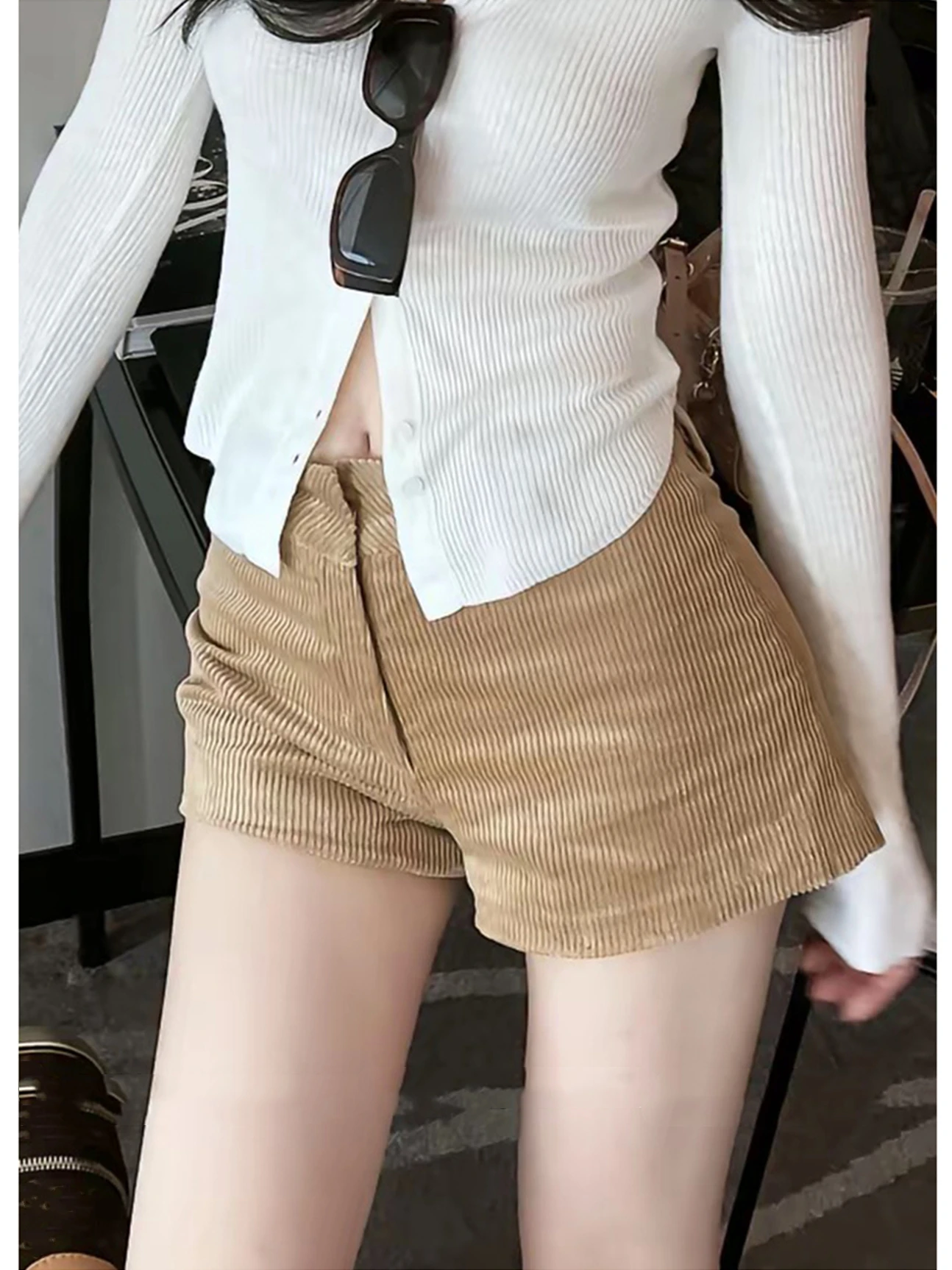 

Женские вельветовые шорты А-силуэта с высокой талией, больших размеров, утягивающие, повседневные, в корейском стиле, модный тренд весеннего сезона