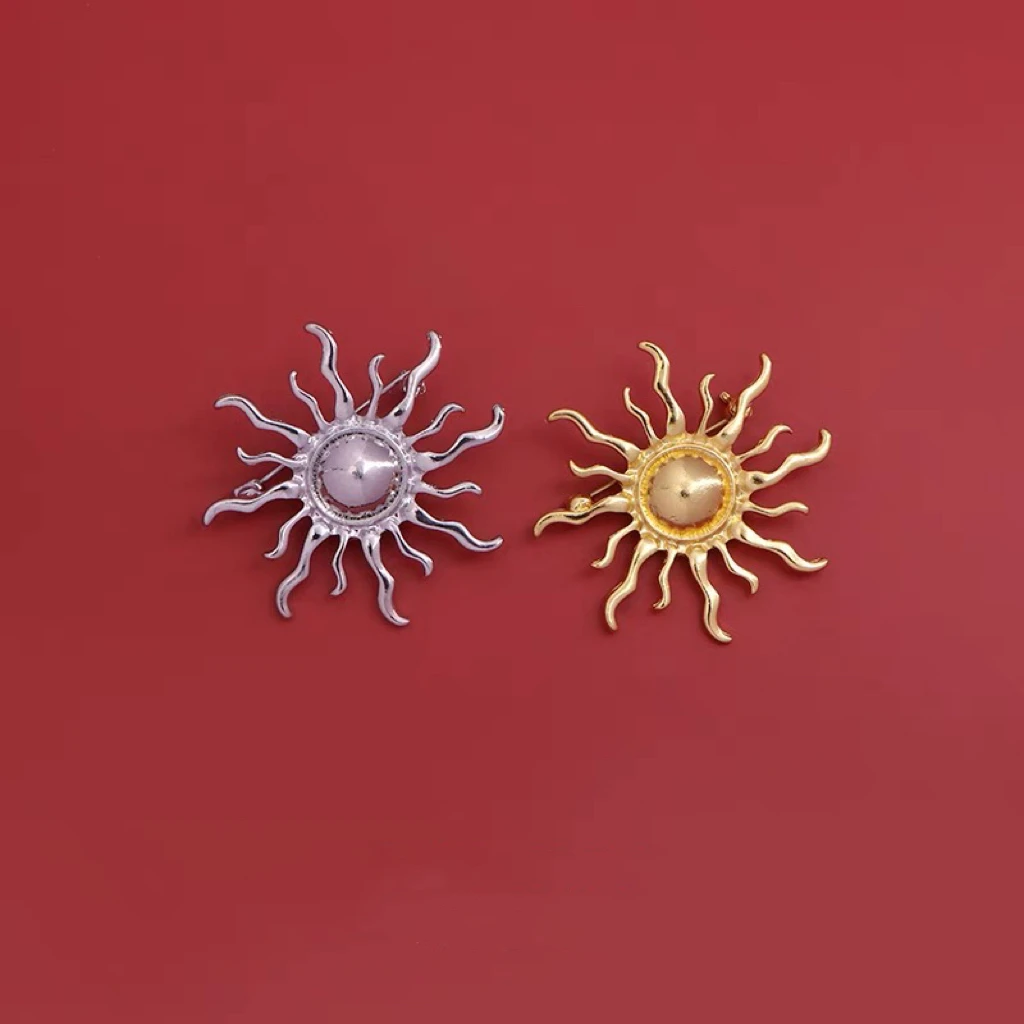 Vintage Sun Shape for Women Men Gold Plated Silver Color Sunflower Lapel Pins Coat Badge Accessories Jewelry