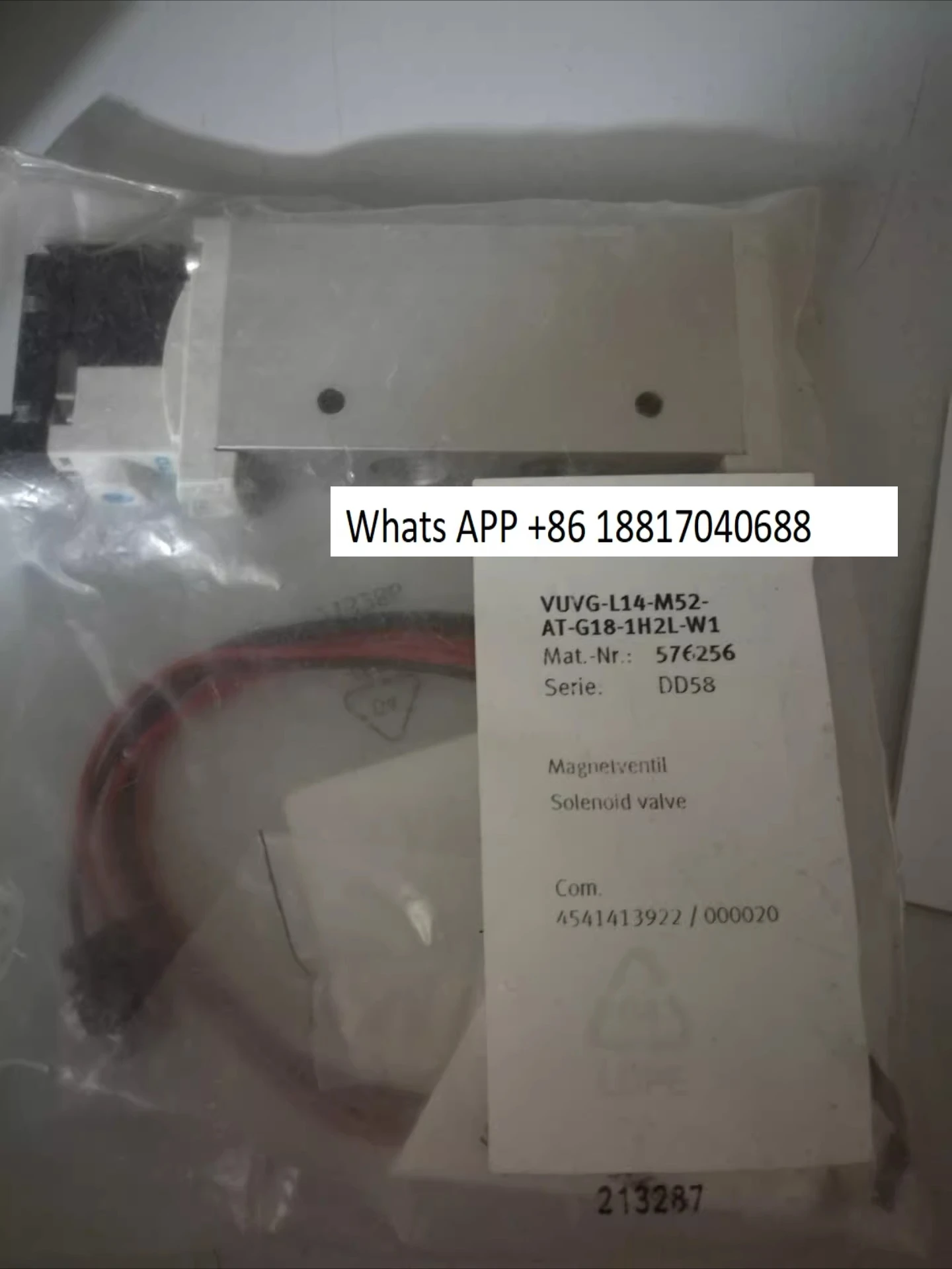 

Brand new original genuine VUVG-L14-M52-AT-G18-1H2L-w1 576256