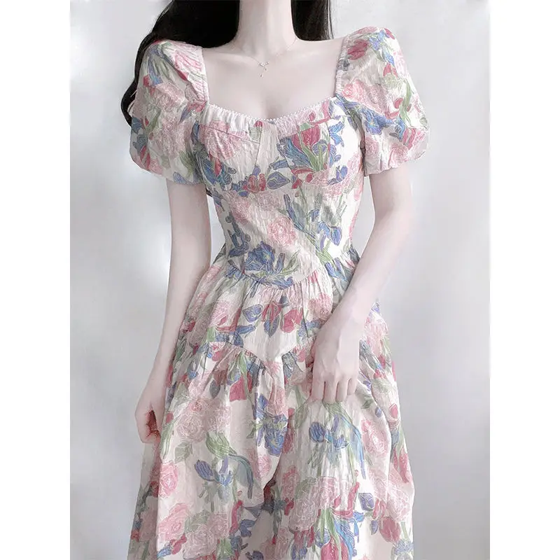 Beliebtes Damenkleid mit Puffärmeln, quadratischem Ausschnitt, Temperament, für kleine Personen, Teepause, Ölgemälde-Stil, Blumenkleid