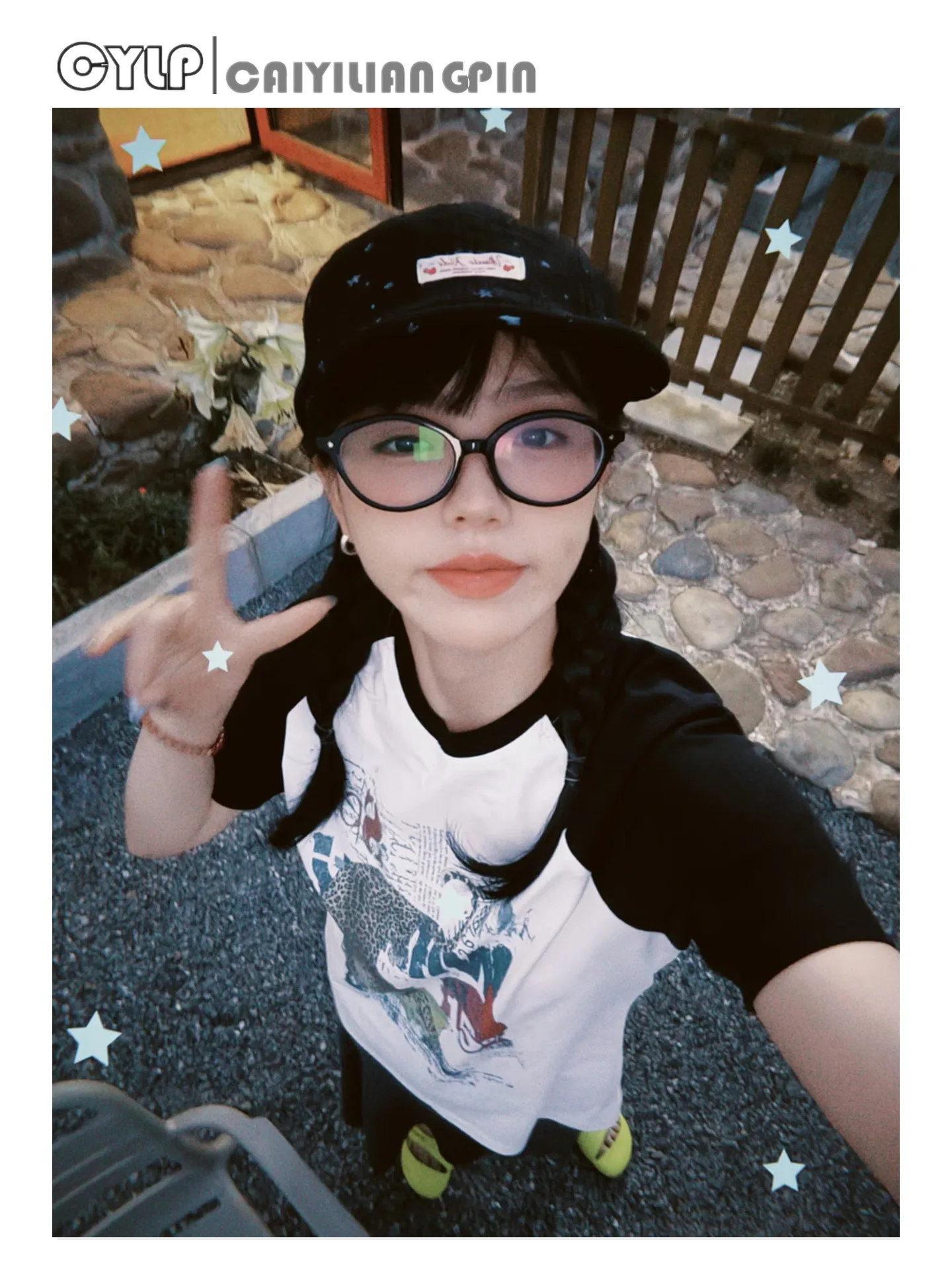 Fall and winter style cloth label baseball cap women's peaked cap shows small face trendyeasiest for match